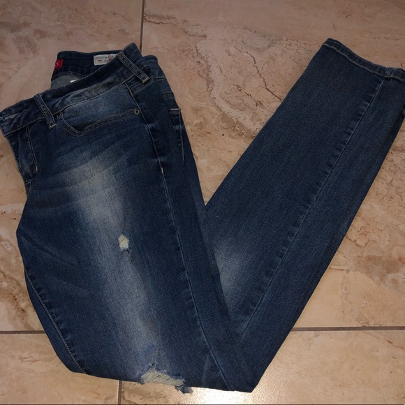 Guess Blue Jeans - Picture 1 of 4